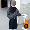Ropa de Otoño e Invierno para Niños Chaqueta Acolchada con Capucha de Punto Desmontable 2026 Nueva Elegante Ropa de Algodón Gruesa y Cálida para Bebé