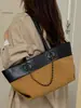 Yue Zi 2026 Outono/Inverno Nova Bolsa Tote Grande Capacidade Versátil de Mão/Ombro Moda Estilo Férias Simples Bolsa para o Dia a Dia