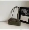 Bolso Boston Retro Versátil de Mano para Mujer Invierno 2025 Nuevo Lujo Accesible de Gama Alta Bolso de Hombro Único de Color Contrastante