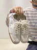 2026 Casual Deportivos Versátiles Exteriores Viaje Tenis Plateados Zapatos Blancos Suela Gruesa Patrón de Estrella Zapatos de Entrenamiento Estilo Gump para Mujer