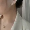 Brincos de Letra Banhados a Ouro Real com Zircônia Microincrustada Design Coreano Elegantes Brincos de Tarraxa com Diamante Brincos de Luxo Avançado para Mulheres