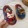 Chinelos de pelúcia de urso de desenho animado, chinelos de algodão infantis para outono, para usar em casa, sem cadarço, confortáveis e quentes, chinelos de algodão de uma tira