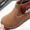 Sapatos de Bebê com Forro de Pelúcia Curta, Botas de Couro Estilo Coreano para Meninas, Botas Martin de Cano Médio para Crianças 3988