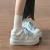 Zapatos Originales de Suela Gruesa Estilo Coreano Nuevo Otoño 2026 Versátiles Blancos Estudiante Casual Nicho Versátiles Zapatos de Tabla Modernos