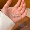 Estilo Coreano Explosivo Simple Pequeño Fresco Mariposa Hebilla de Oreja Arete Lujo Ligero Nicho Sentido Avanzado Pendientes Celebridad de Internet Mismos Pendientes de Estilo