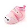 Sapatos de bebê sola macia antiderrapante Sapatos de caminhada Primavera e Outono sapatos antiderrapantes de desenho animado sapatos de algodão para bebê e criança pequena 0-1 ano 2445