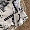 Top Camisola Bustier Estilo Pop Art de Quadrinhos Preto e Branco Emagrecedor