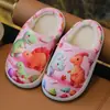 Pantuflas de algodón para niños, unisex, estilo invierno, parte superior de piel, impermeables, engrosadas, forradas de felpa para abrigar, aptas para uso en interiores, disponibles en stock y ofrecidas con envío directo