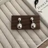 Pendientes Redondos Brillantes, Pendientes Versátiles de Personalidad Retro de Nicho con un Diseño de Alta Gama, Estilo Genial, Pendientes Estilo Hong Kong para Mujer