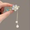 Presilha de Cabelo Pequena com Laço Exquisito para Mulheres, Novo Design de Nicho, Simples e Versátil, Personalizada, Alta Qualidade, Presilha para Franja Pequena