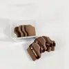 Dê uma mordida em puff de chocolate terno esponja úmido e seco dupla finalidade couro flocado multiuso maquiagem não comer pó cushion de ar