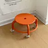 Taburete Móvil Pequeño, Resistente y Duradero, con Ruedas, Diseño Hermoso, Taburete Bajo, Taburete para Cambiarse los Zapatos, Silencioso, para Aprender a Caminar, Taburete Redondo Apto para Niños
