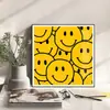 Estilo Nórdico Ins Sala de Estar Pintura Decorativa Cara Sonriente Linda Sanadora Mural Tienda de Té con Leche Dormitorio Nicho junto a la Cama Pintura Colgante