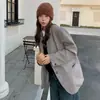 Gorro de punto estilo coreano con patrón texturizado, versátil y elegante, colección de invierno 2026, diseñado para mantener abrigadas a las mujeres, proteger sus orejas y hacer que sus rostros parezcan más pequeños