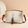Bolsa para el Día de la Madre para Madres de Mediana Edad, Regalo Festivo, Bolso del Día de la Mujer 38, Bolso Bordado Estilo Chino, Nuevo Modelo de Moda 2026