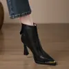 Botines de Punta con Tacón Grueso para Mujer 2026 Nuevo Estilo Otoño/Invierno Botas Martin Forradas para Mujeres Menudas Plataforma Impermeable de Tacón Alto Botas Ajustadas
