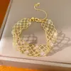 Pulsera de malla de cristal con cuentas estilo francés minimalista, un diseño moderno y chic para el uso diario, una pieza de joyería única y discreta con un toque de lujo
