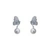 Brincos de Cristal Borboleta Pérola Super Fada para Mulheres, Novo Estilo Popular, Design de Alta Qualidade, Modernos e Versáteis, Brincos Sem Furo