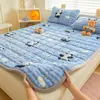 Nuevo protector de colchón cálido de felpa burbuja de grado A para bebés e infantes 2026, engrosado para mayor calidez, adecuado para uso en invierno, suave y cómodo para la ropa de cama del hogar.