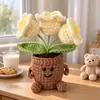 Adorno de Planta en Maceta Rosa Tejido a Mano Lindo con Manos y Pies Flor de Hilo Maceta Muñeca Decoración Creativa de Escritorio