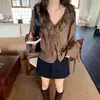 Ropa Femenina Coreana Dongdaemun Nuevo Otoño 2026 Estilo Francés Blusa de Manga Larga con Cuello en V y Volantes Suaves