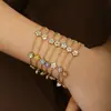 Elegante e Luxuoso Bracelete de Flor de Cinco Folhas Cravejado com Zircônia Colorida, Feito de Aço Inoxidável 304 Banhado a Ouro 18K, Adequado para Mulheres e Pode Ser Usado em Todas as Estações