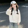 Conjunto de Dos Piezas para Niñas: Top de Manga Larga a Cuadros Patchwork Estilo Universitario Dulce y Pantalones de Mezclilla con Estrellas, Colección Primavera y Otoño 2026