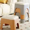 Banco Baú para Uso Doméstico, Banco Pequeno de Plástico para Sala de Estar, Banco Quadrado Espessado, Banco Baixo Empilhável, Cadeira para Trocar Sapatos no Banheiro Infantil