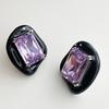 Pendientes de botón de latón con aguja de plata, con pedrería grande morada de moda y esmalte negro goteando de forma irregular