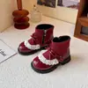Botas Forradas com Pelúcia para Meninas 2026 Outono/Inverno Novas Botas de Moda para Meninas Botas de Couro Fashion Versáteis Sapatos de Princesa Botas Curtas Infantis