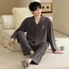 Pijama de algodón puro, nuevo estilo de otoño, cárdigan, manga larga, pantalón largo, color liso, 100% algodón, conjunto de dos piezas para casa para hombre, venta transfronteriza por transmisión en vivo