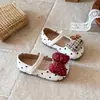 Zapatos de moda Mary Jane con estampado de leopardo para niños, nueva colección primavera/otoño 2026, lindos zapatos de cuero con suela suave de dibujos animados para niñas pequeñas, cómodos y casuales