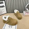 Novos Sapatos Birkenstock Quentes para Mulheres 2026, Botas de Neve para Inverno, Sapatos de Algodão para Neve ao Ar Livre, Sapatos Peludos para Mulheres, Sapatos do Mês Bissexto