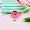 Libro Rojo Pequeño Mismo Botón Estrella de Cinco Puntas Resina DIY Joyería Funda para Teléfono Móvil Parche para Refrigerador Pasador Accesorios para el Cabello Material