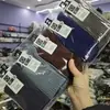 Calcetines de cachemir de doble puntada para hombre y mujer de invierno, calcetines de tubo de moda para mujer con rayas marrones y encaje, calcetines de algodón de cachemir hipoalergénicos para hombre de negocios