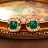 Conjunto Elegante Estilo Corte Nuevo Vintage de Qingdao, Moderno y Versátil, Accesorios Exquisitos de Moda Personalizados con un Toque de Lujo Ligero y Sensación de Alta Gama