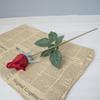 Rosas Rojas Simuladas Capullos de Rosa Hidratantes Sensación a Mano Única Día de San Valentín Chino Decoración para el Hogar Ramo