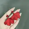 Estilo Francês Folha de Ginkgo Pérola Vintage Gancho de Orelha Distinto Outono e Inverno Popular Brincos de Folha Vermelha Luxo Leve Exquisite Acessórios de Orelha