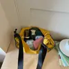 Bolso de dumplings de nicho estilo ins nuevo para mujer, bolso versátil de hombro y cruzado estilo casual universitario para mujer