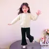 Conjunto de Cardigan de Pelúcia com Contas Estilo Coreano para Meninas Outono Inverno 2026 Nova Moda Infantil Conjunto Elegante de Duas Peças para Menininhas