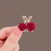 Grampo de Cabelo Rosa Vermelho de Alta Qualidade Franja Feminina Franja Franja Franja Franja Franja Cereja Delicada Cravejada de Diamante Pequena Pinça Acessório de Cabeça Elegante