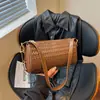2026 Nuevo Estilo Coreano Moda Versátil Bolso Cilindro Gama Alta Nicho Tendencia de Moda Bolso de Hombro Cruzado