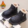 Botas de Neve Kuromi para Meninas 2025 Inverno Novo Sapatos Infantis Sapatos de Algodão Veludo Crianças Médias e Grandes Quentes Botas de Algodão para Meninas