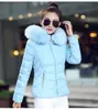 Nuevo Abrigo Corto de Algodón para Mujer Otoño/Invierno 2025 con Cuello Grande de Piel, Estilo Coreano, Chaqueta de Algodón para Mujer Tallas Grandes