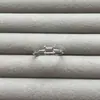 Anillo hueco rectangular biselado de 4*6M con base puntiaguda, zircón cortado en hielo, diseño simple, nuevo artículo popular de transmisiones en vivo, anillo de estilo minimalista