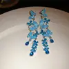 Pendientes de botón de flor de aguja de plata con circonita para mujer Estilo retro de corte Pendientes de lujo ligero de alta gama Moda Pendiente Diseño Sensación Nicho
