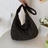 Bolsos al por mayor, textura de alta calidad, gran capacidad, bolso de mano Joker para mujer, bolso de bola de masa, bolso bandolera para hombro, bolso de axila