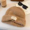 Gorro de lana azul tipo patchwork estilo coreano para mujer, nueva tendencia de moda invierno 2026, gorro grueso cálido que protege los oídos