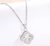 Pulseira de trevo de quatro folhas em cobre com zircônia cravejada super brilhante pulseira colar brincos de tarraxa moda feminina pulseira joias versáteis fábrica de joias