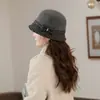Nuevo Sombrero de Cubo Otoño/Invierno 2026 para Mujer Elegante Casual Patchwork a Cuadros Tela de Lana Lazo Sombrero para Madres de Mediana Edad y Mayores